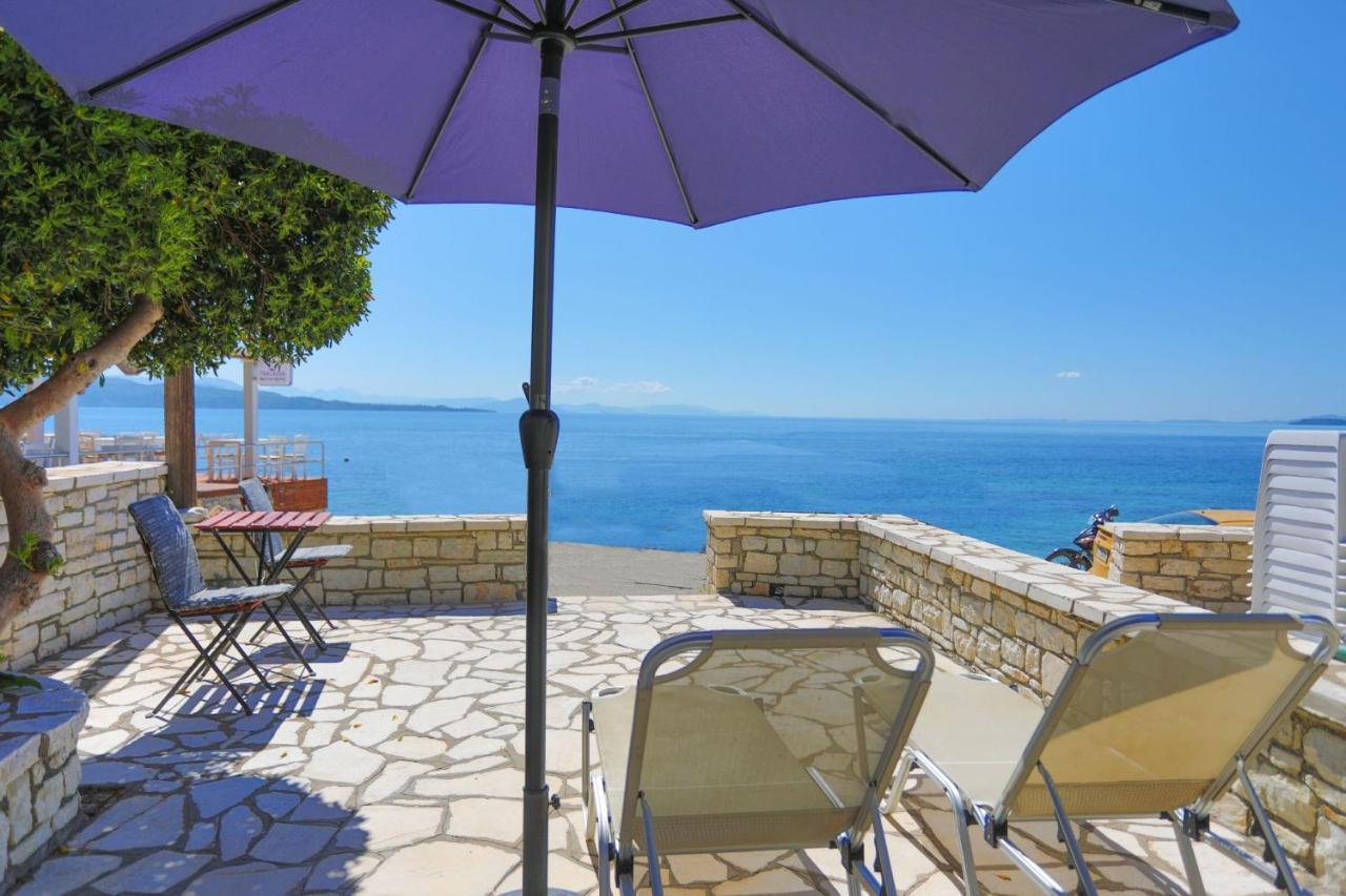ניסקי Kaminaki Beachfront Apartments מראה חיצוני תמונה