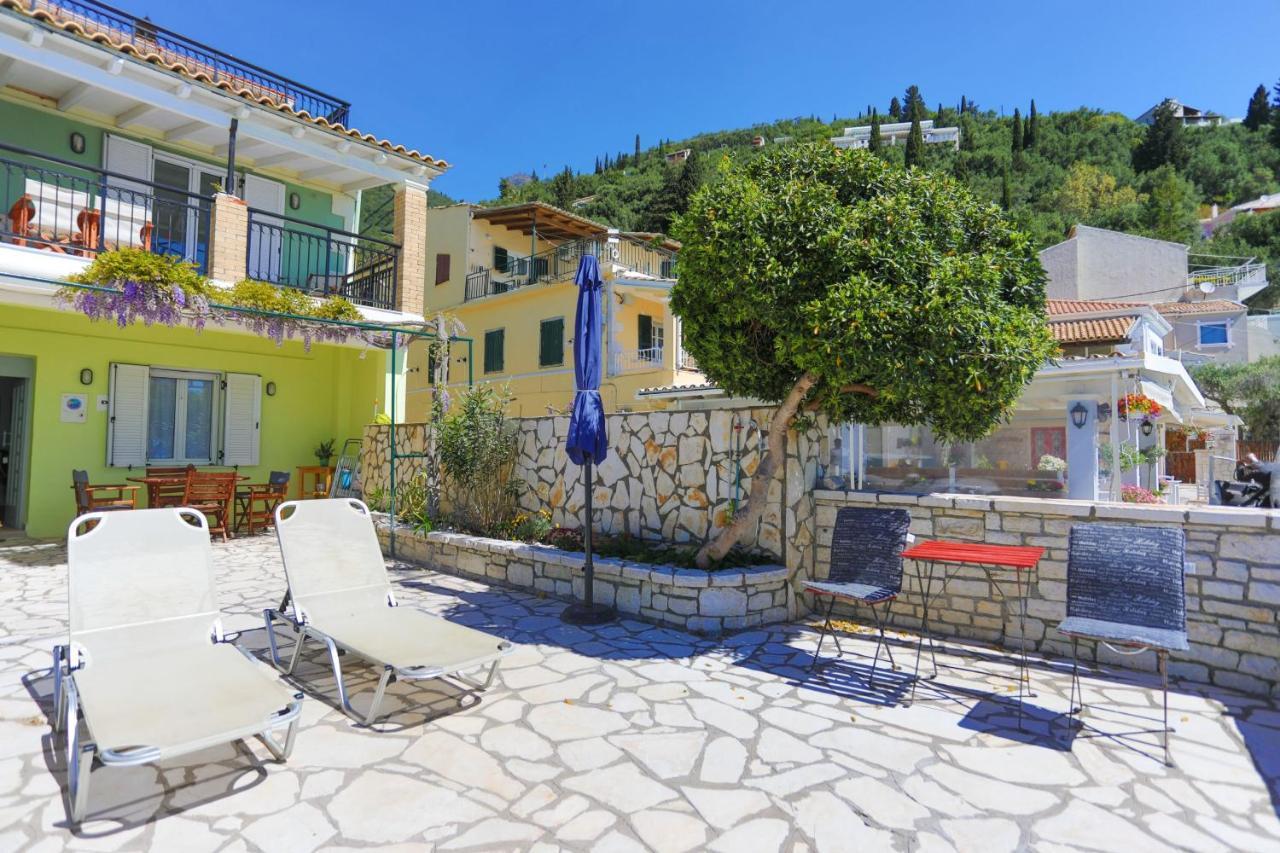 ניסקי Kaminaki Beachfront Apartments מראה חיצוני תמונה
