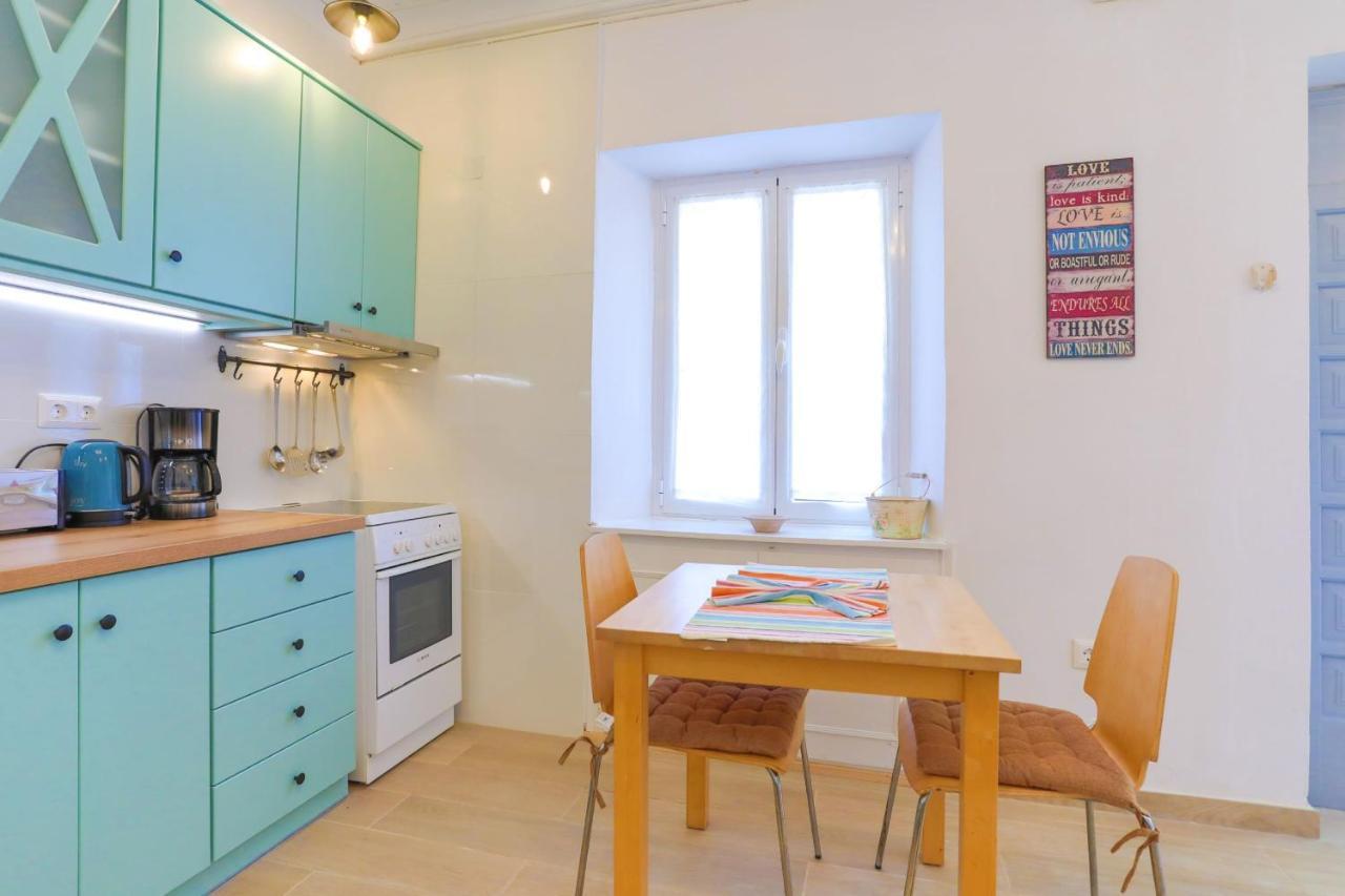 ניסקי Kaminaki Beachfront Apartments מראה חיצוני תמונה