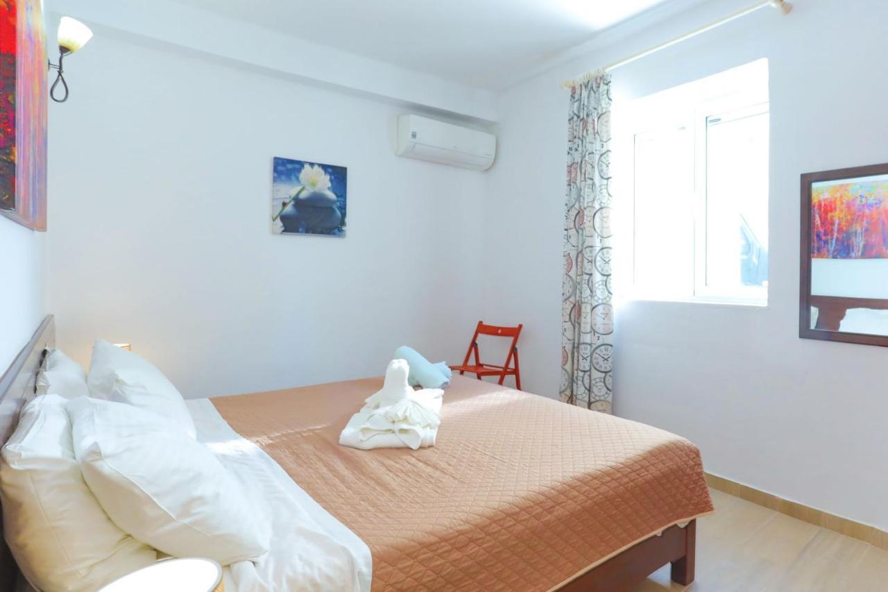 ניסקי Kaminaki Beachfront Apartments מראה חיצוני תמונה
