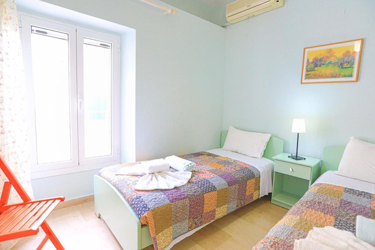 ניסקי Kaminaki Beachfront Apartments מראה חיצוני תמונה